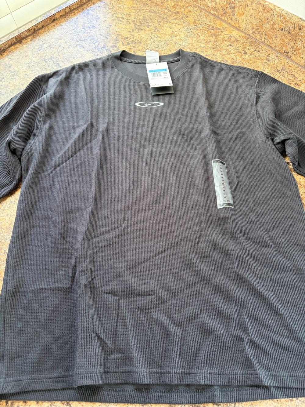 Nike Men's Black Thermal Waffle Long-Sleeve Shirt